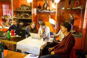 Participants interacting during one exercise in the suggestive class room at the Tierpark Goldau